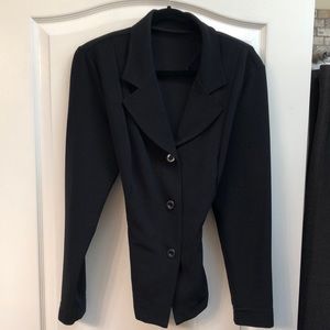 Vintage - Classy Black Blazer
